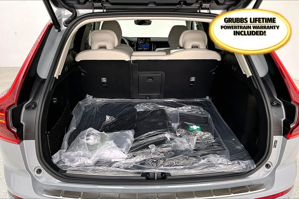 2026 Volvo XC60 B5 Ultra