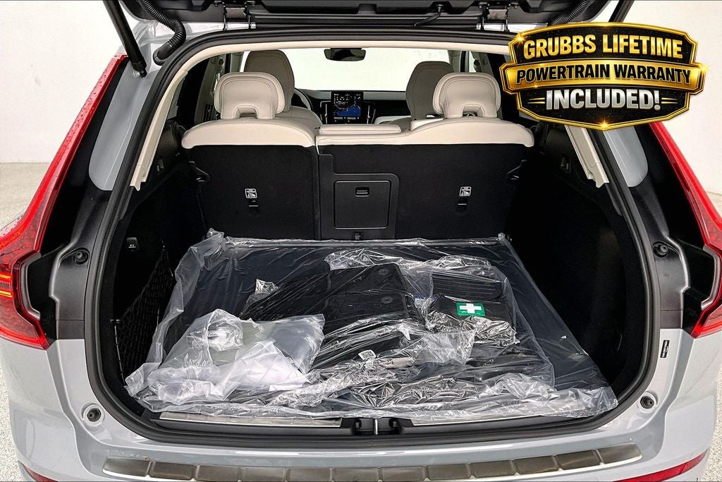 2026 Volvo XC60 B5 Ultra