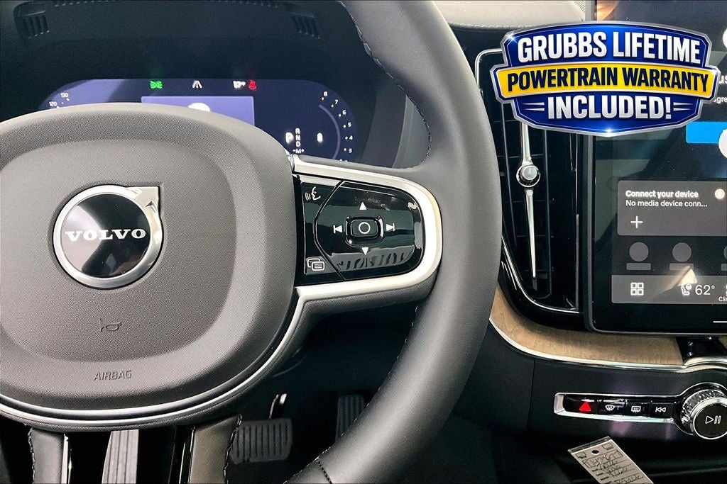 2026 Volvo XC60 B5 Ultra