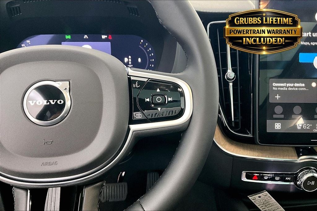 2026 Volvo XC60 B5 Ultra