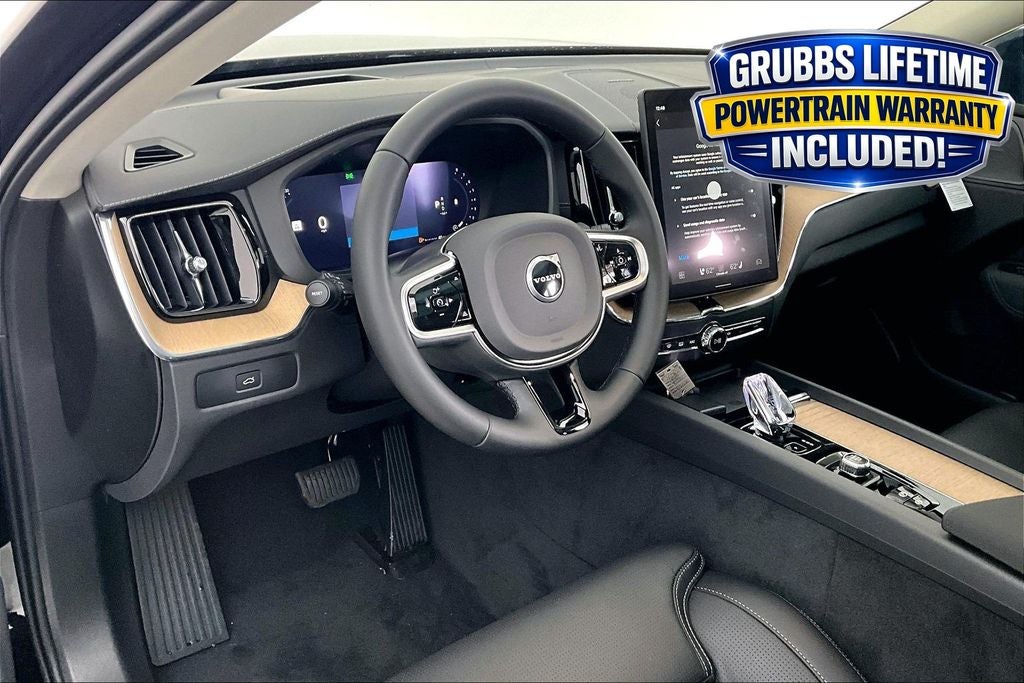 2026 Volvo XC60 B5 Ultra
