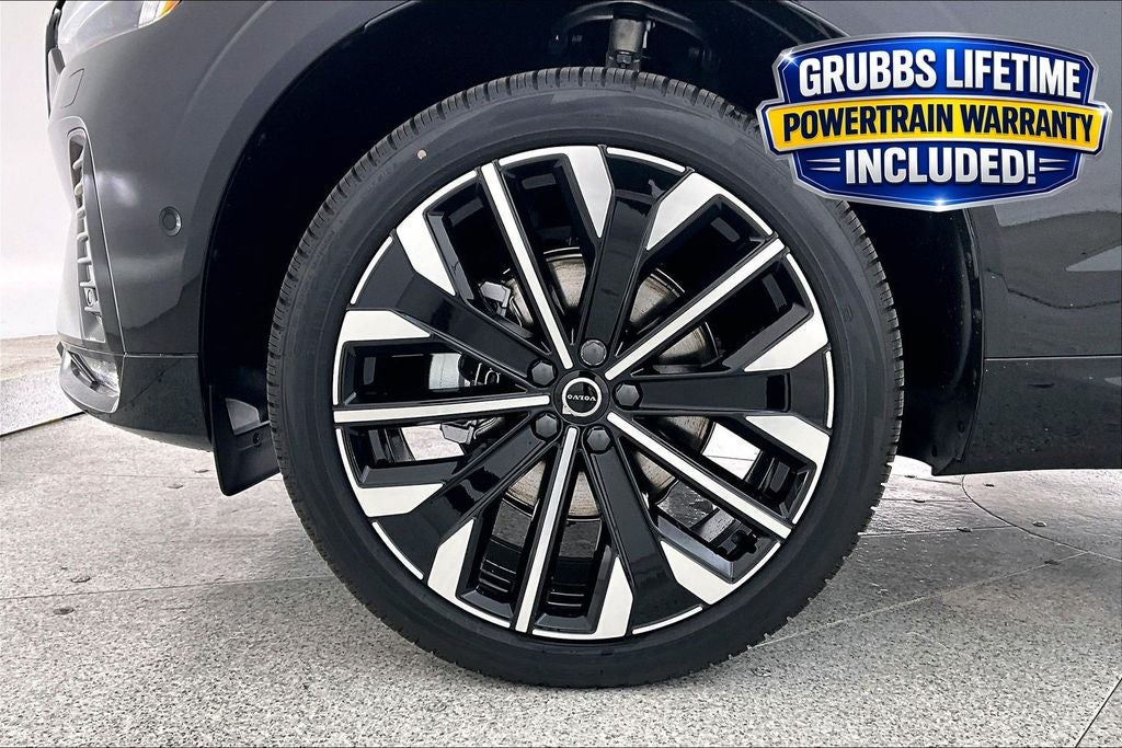 2026 Volvo XC60 B5 Ultra