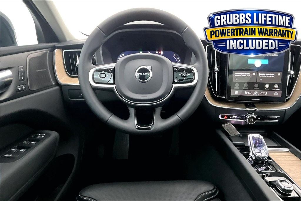 2026 Volvo XC60 B5 Ultra