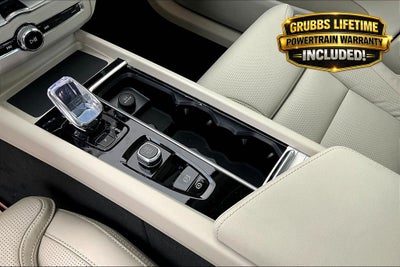 2026 Volvo XC60 B5 Ultra