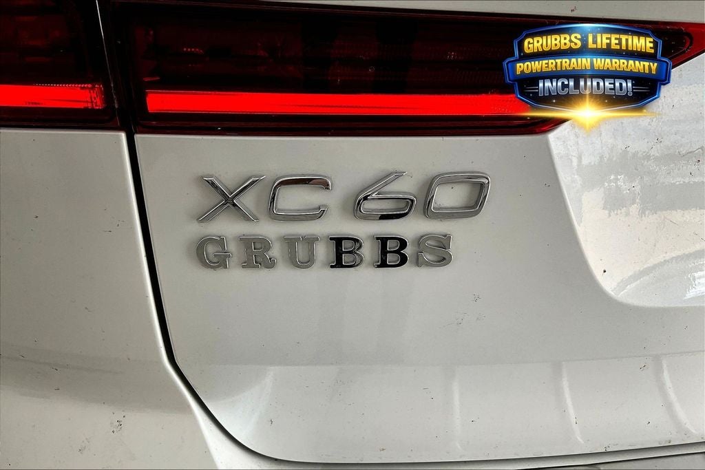 2026 Volvo XC60 B5 Ultra