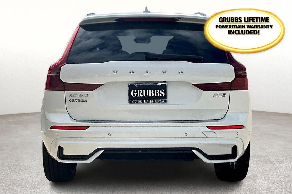 2026 Volvo XC60 B5 Ultra