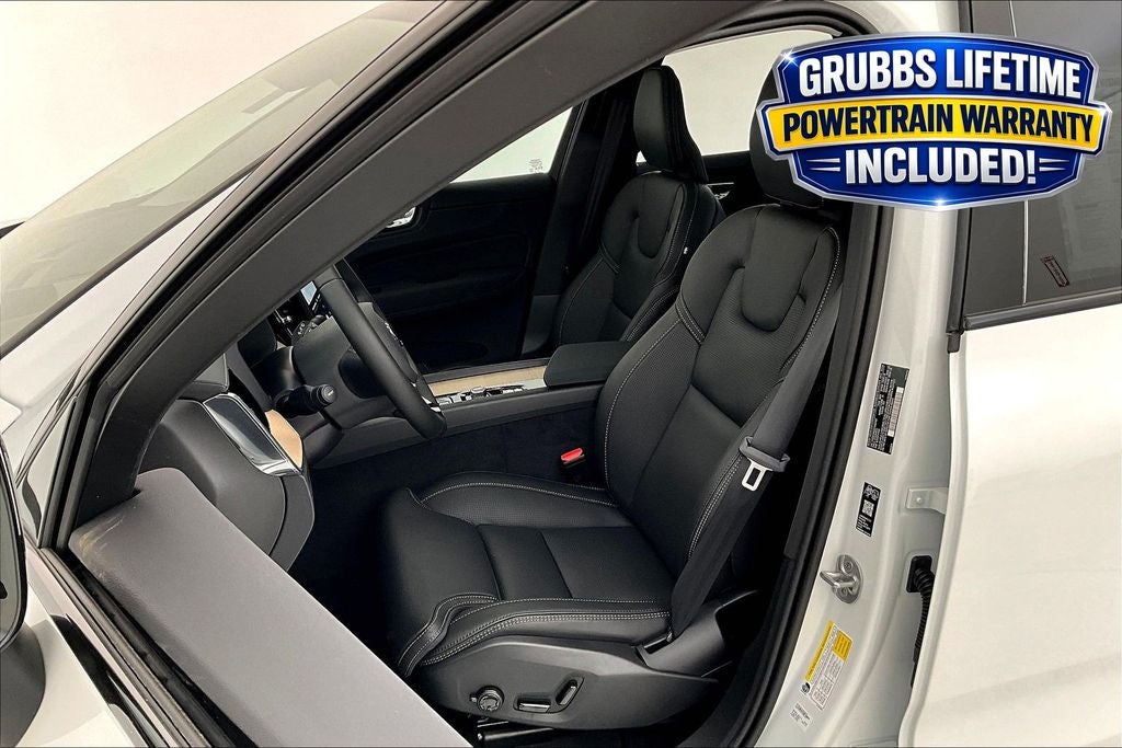 2026 Volvo XC60 B5 Ultra