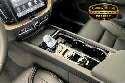 2026 Volvo XC60 B5 Ultra