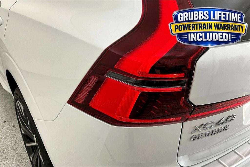2026 Volvo XC60 B5 Ultra