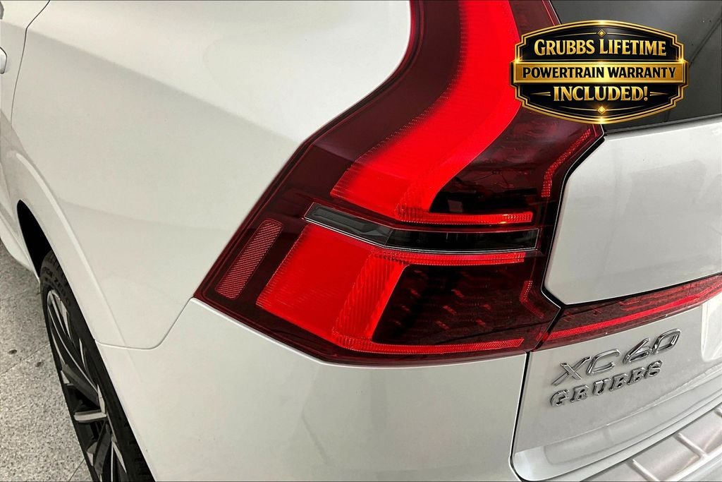 2026 Volvo XC60 B5 Ultra