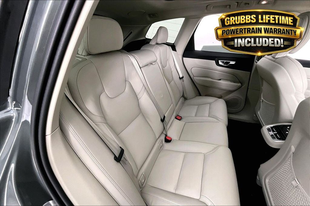2026 Volvo XC60 B5 Ultra