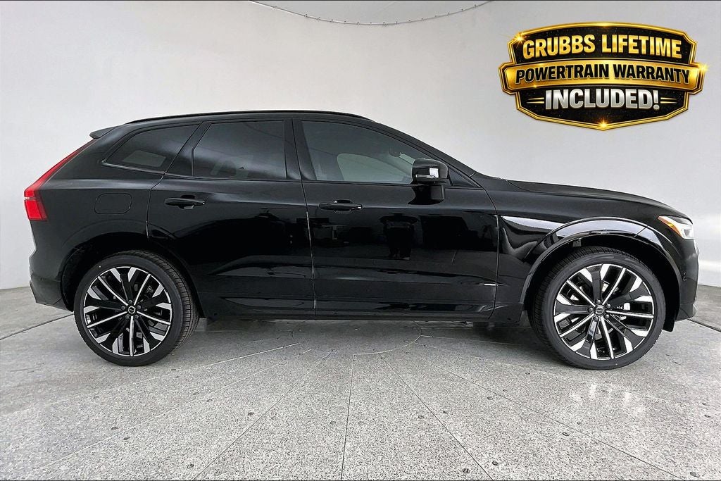 2026 Volvo XC60 B5 Ultra