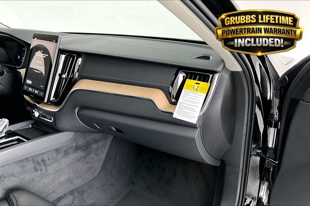 2026 Volvo XC60 B5 Ultra