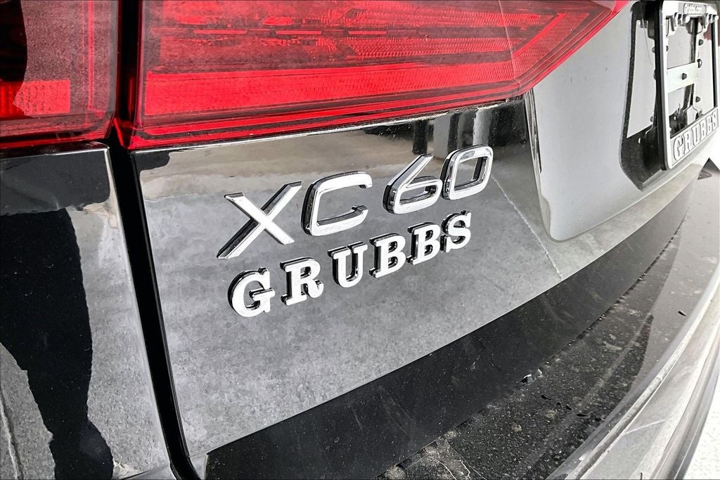 2026 Volvo XC60 B5 Ultra