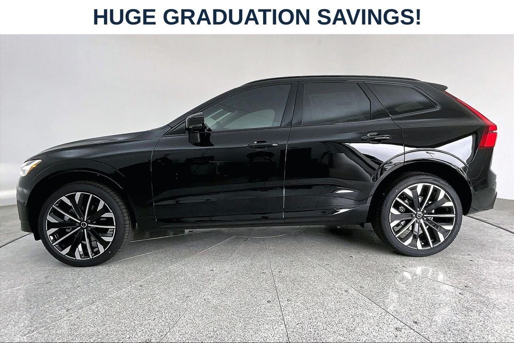 2026 Volvo XC60 B5 Ultra