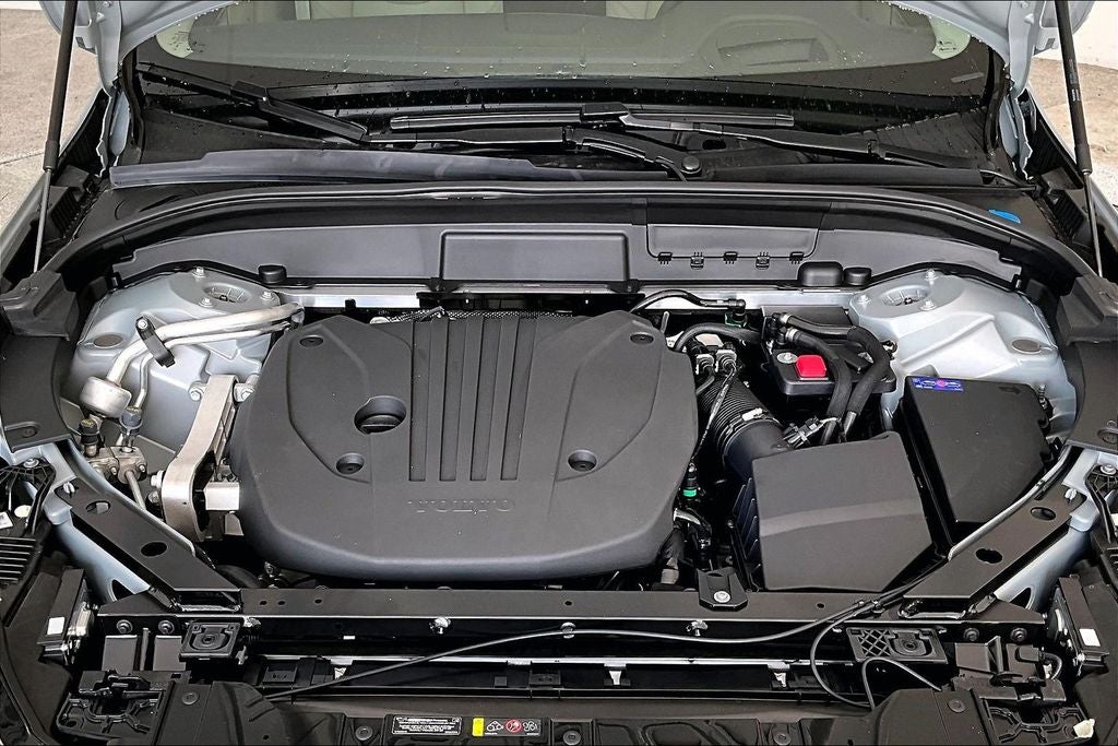 2026 Volvo XC60 B5 Ultra