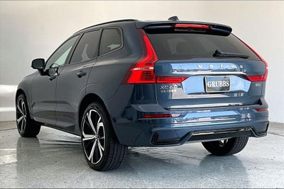 2025 Volvo XC60 B5 Ultra