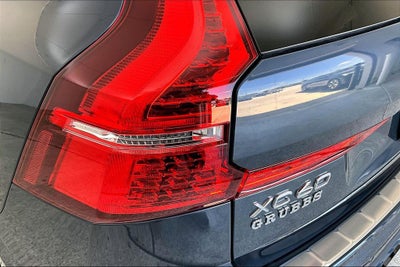 2025 Volvo XC60 B5 Ultra
