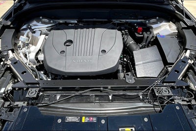 2026 Volvo XC60 B5 Ultra