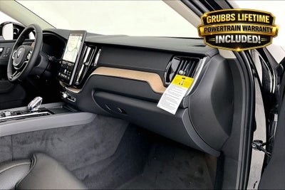 2026 Volvo XC60 B5 Ultra