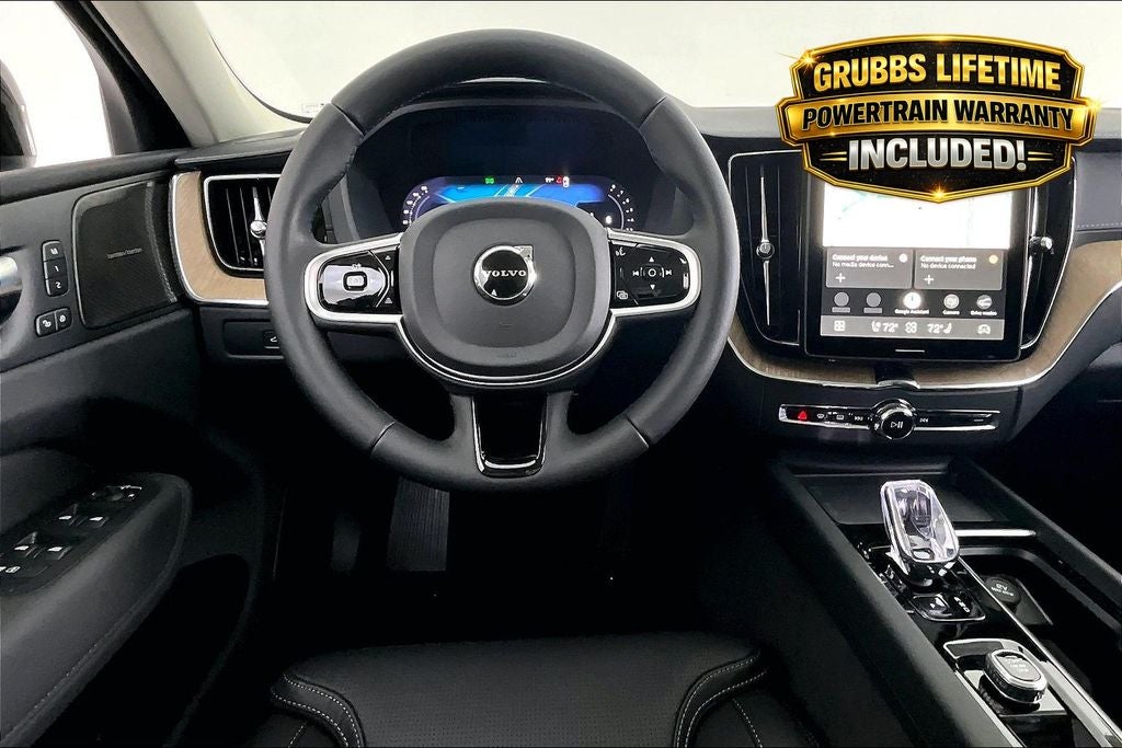 2026 Volvo XC60 B5 Ultra