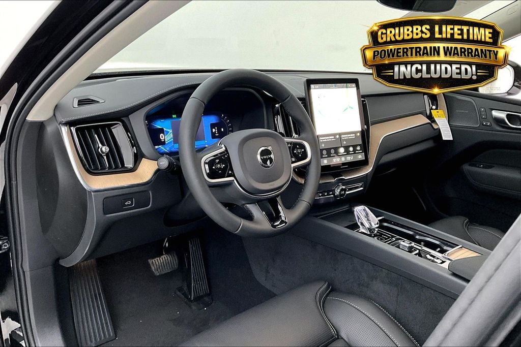 2026 Volvo XC60 B5 Ultra