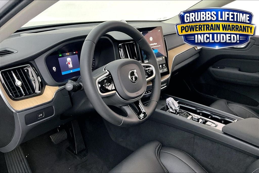2026 Volvo XC60 B5 Ultra