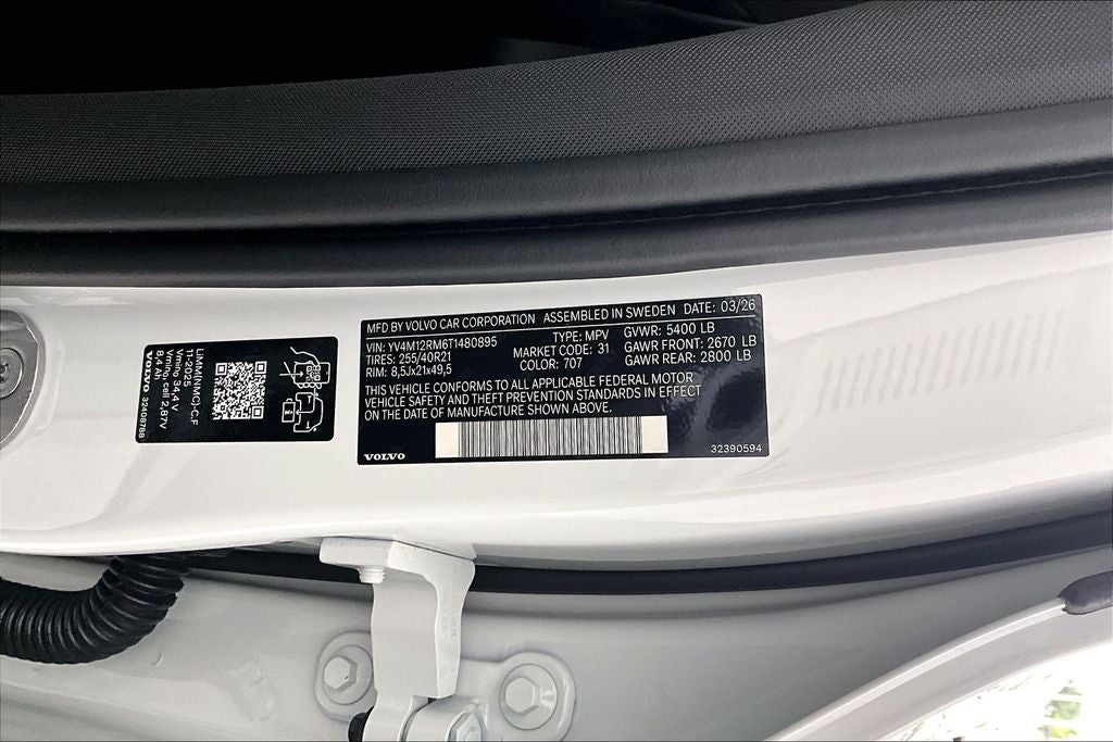2026 Volvo XC60 B5 Ultra