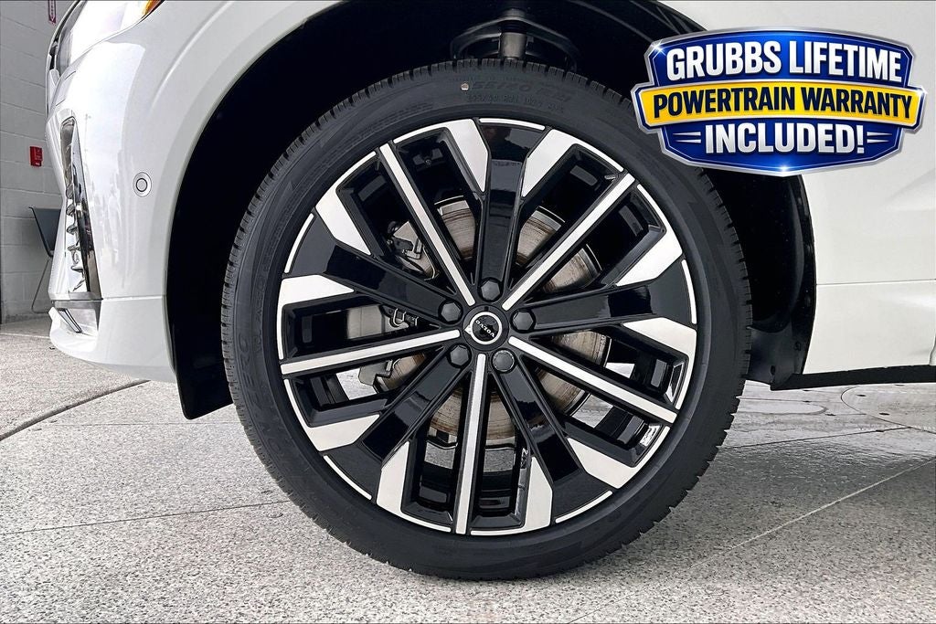 2026 Volvo XC60 B5 Ultra