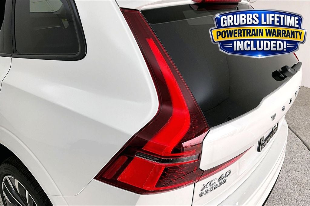 2026 Volvo XC60 B5 Ultra