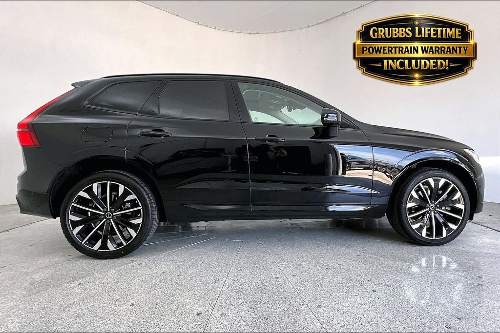 2026 Volvo XC60 B5 Ultra