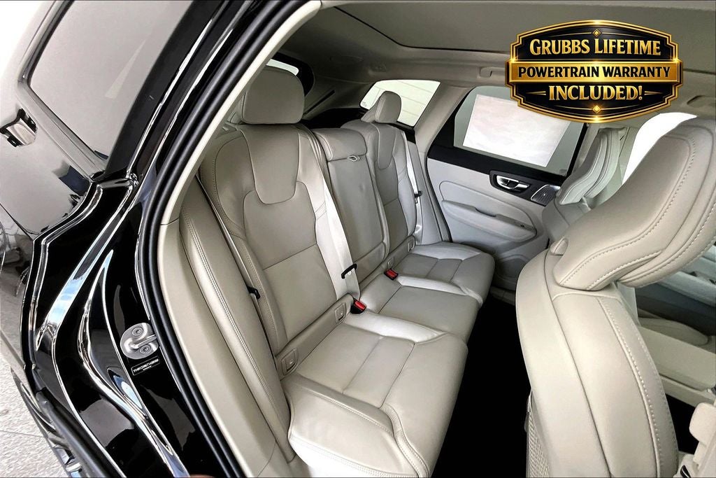 2026 Volvo XC60 B5 Ultra
