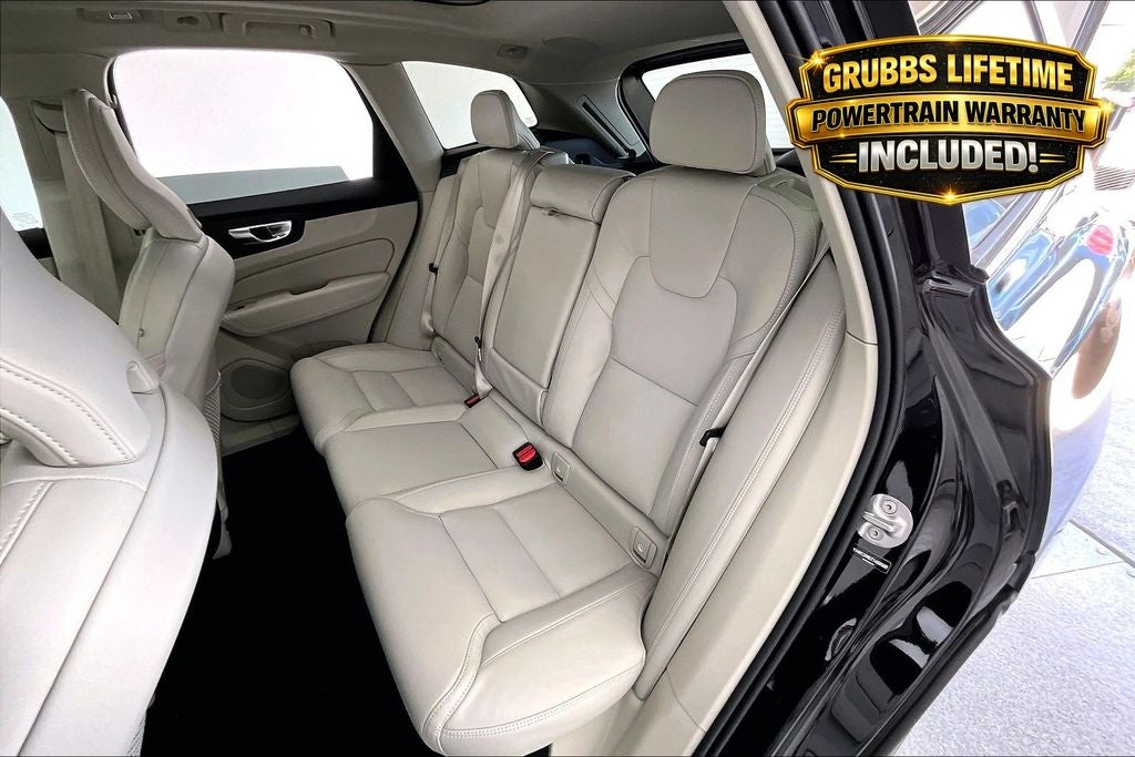 2026 Volvo XC60 B5 Ultra
