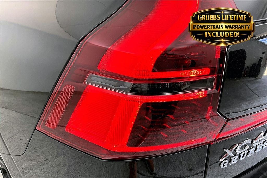 2026 Volvo XC60 B5 Ultra