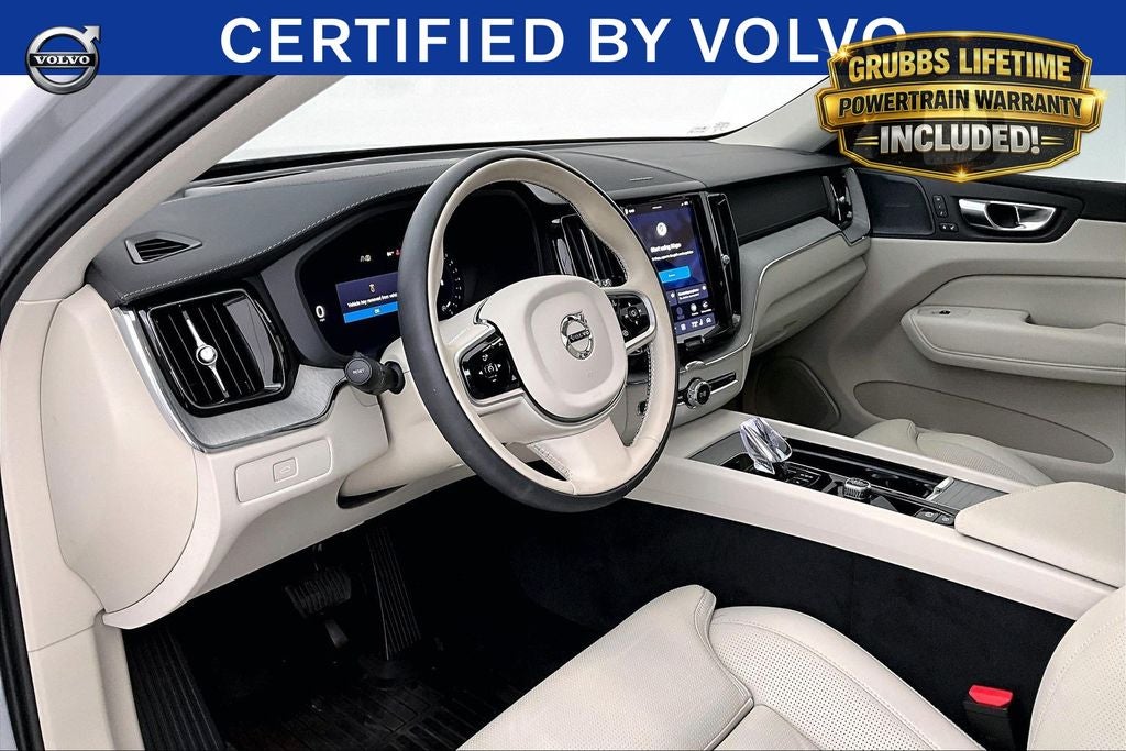 2025 Volvo XC60 B5 Ultra