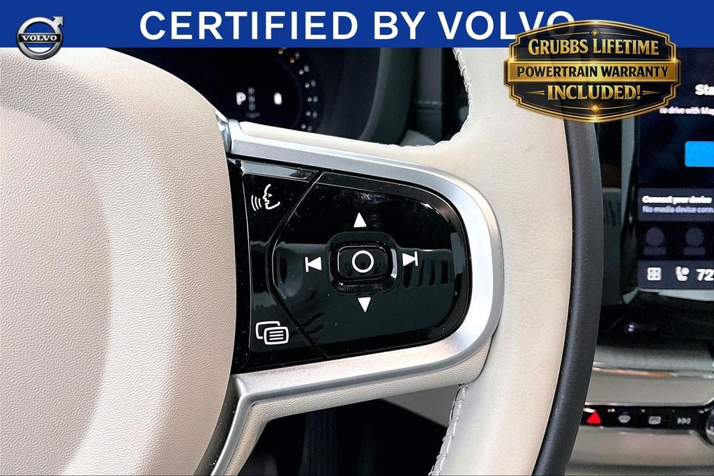2025 Volvo XC60 B5 Ultra