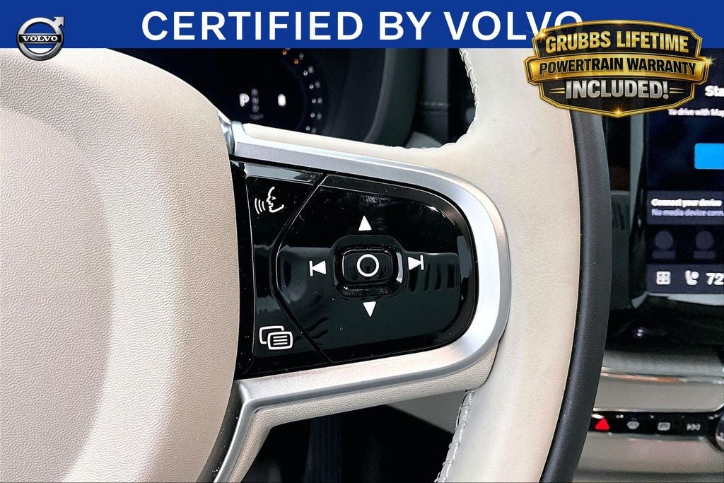 2025 Volvo XC60 B5 Ultra