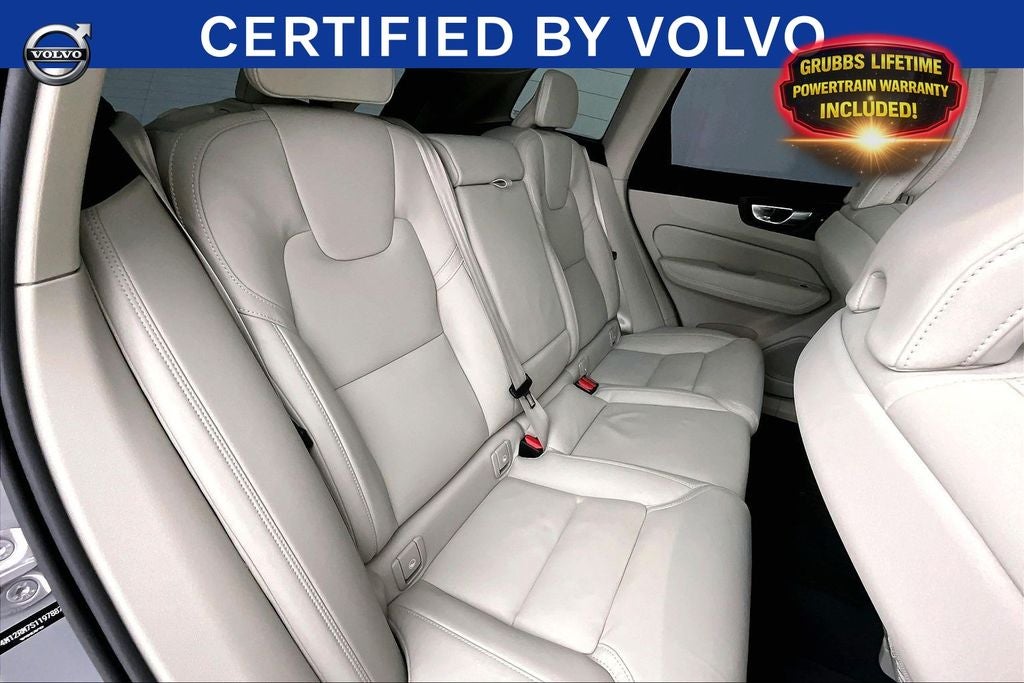 2025 Volvo XC60 B5 Ultra