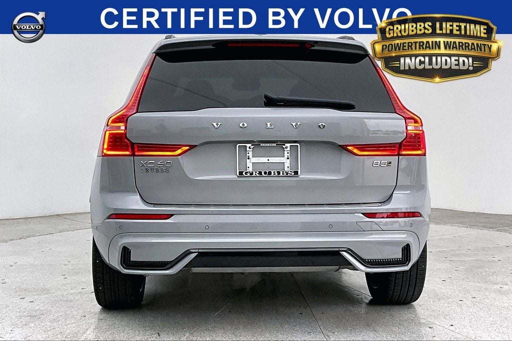 2025 Volvo XC60 B5 Ultra