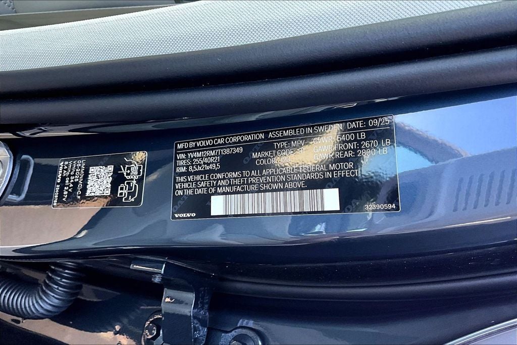 2026 Volvo XC60 B5 Ultra