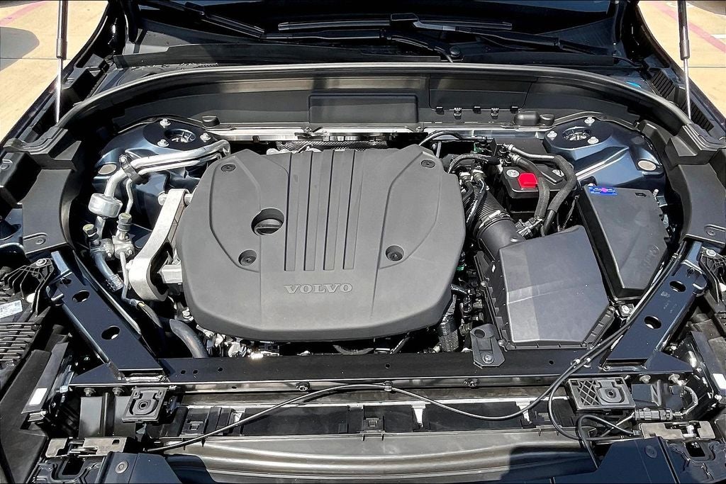 2026 Volvo XC60 B5 Ultra