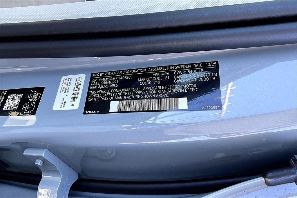 2026 Volvo XC60 B5 Ultra