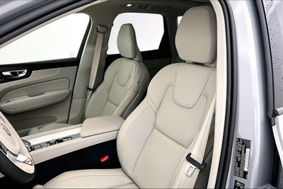 2026 Volvo XC60 B5 Ultra