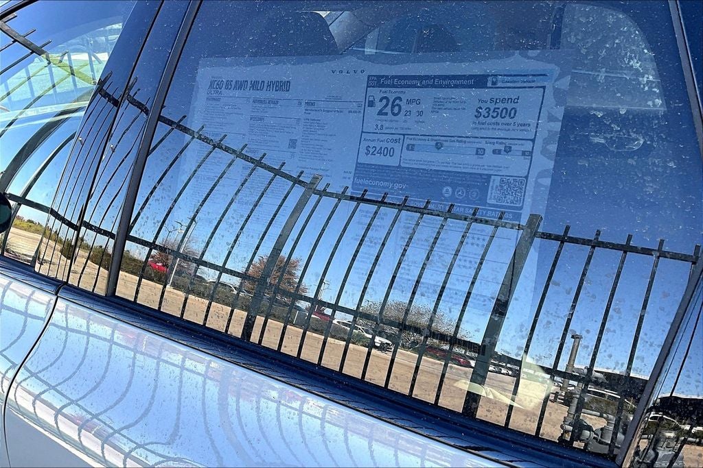 2026 Volvo XC60 B5 Ultra