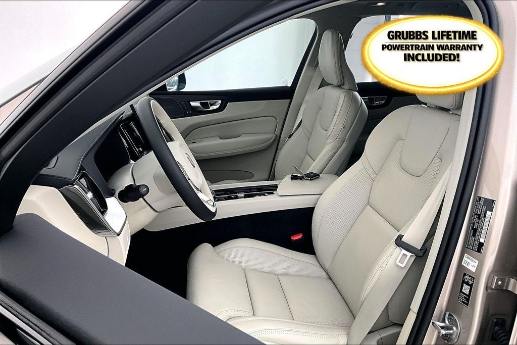 2026 Volvo XC60 B5 Ultra