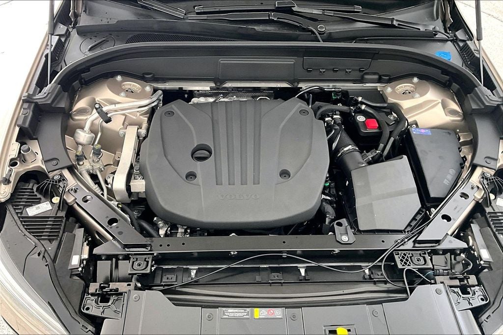 2026 Volvo XC60 B5 Ultra