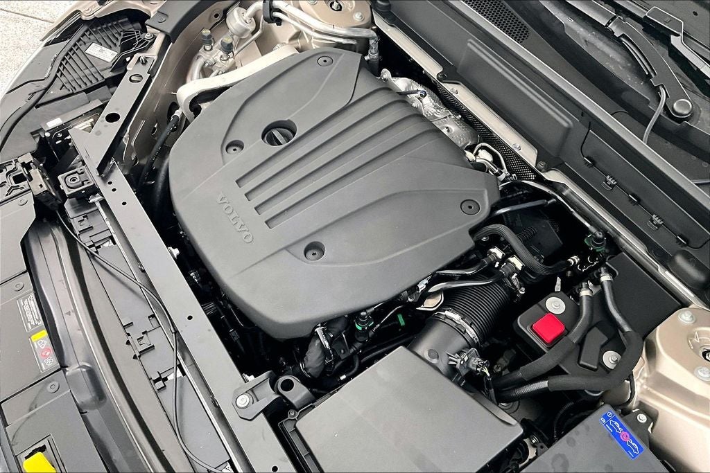 2026 Volvo XC60 B5 Ultra