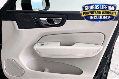 2026 Volvo XC60 B5 Ultra