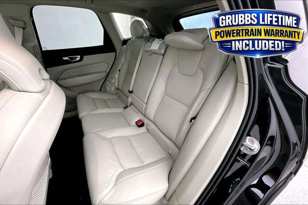 2026 Volvo XC60 B5 Ultra