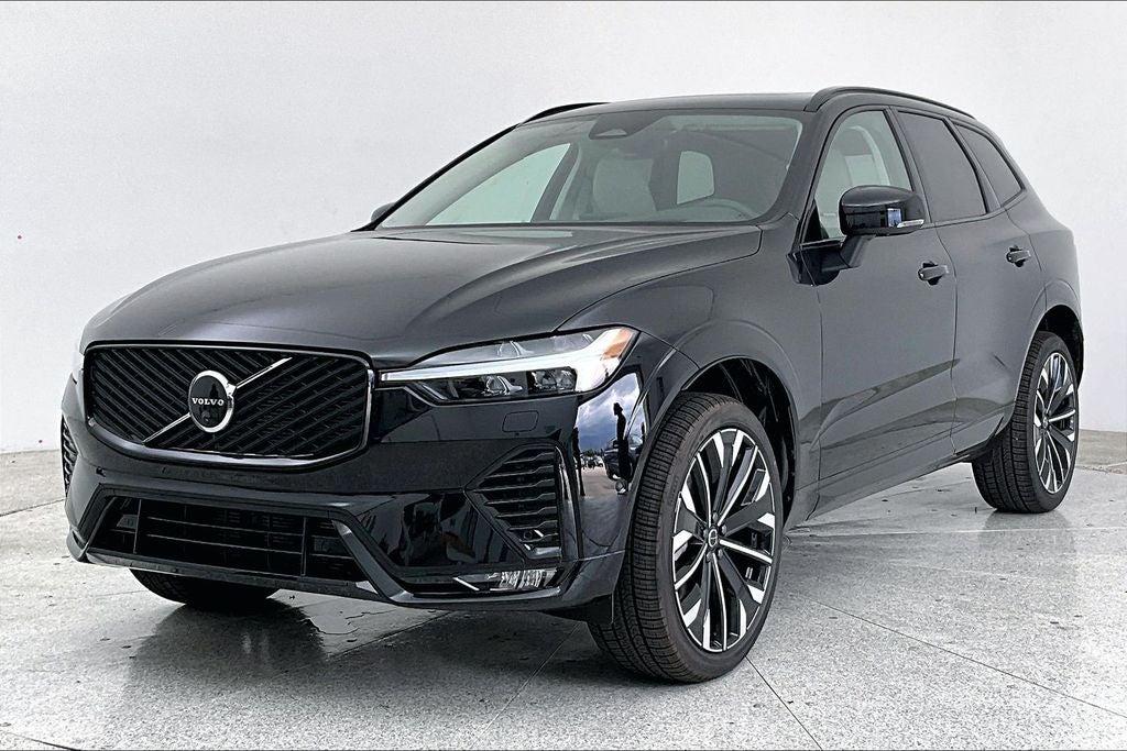 2026 Volvo XC60 B5 Ultra